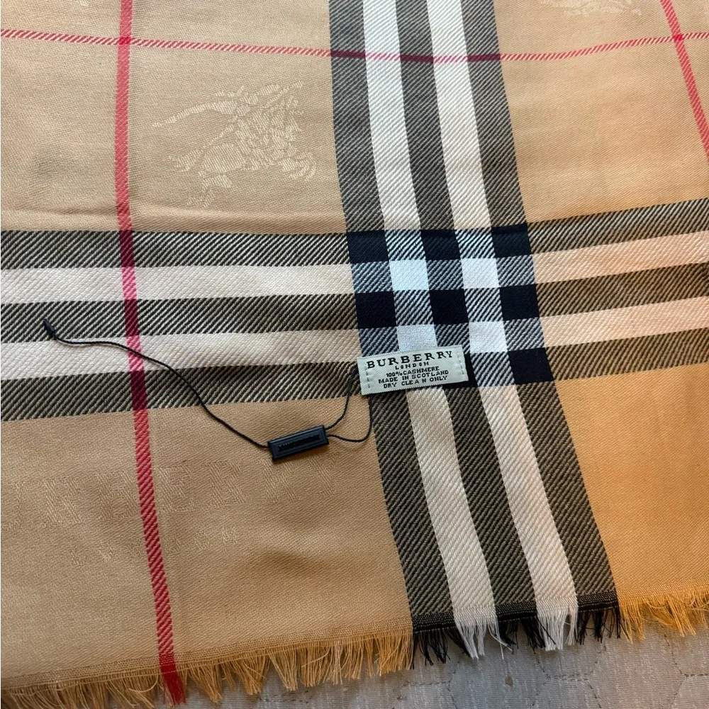 Burberry Wide Check Wool Silk Scarf - Picture 4 of 6